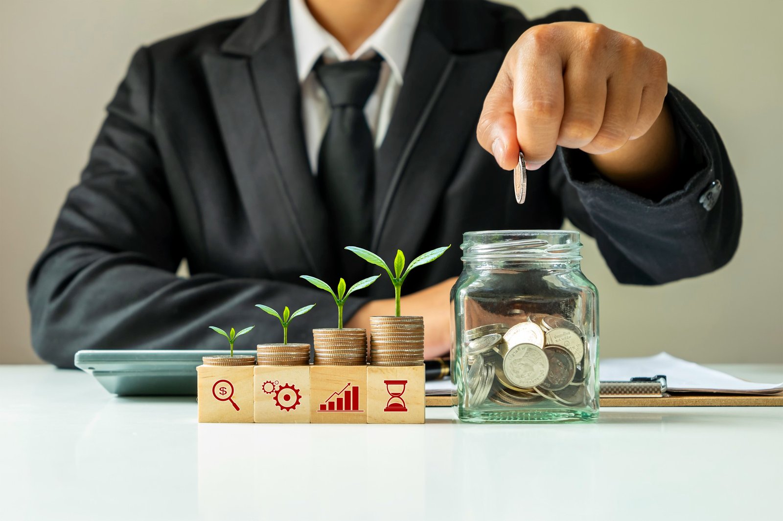 Multi-Cap vs. Flexi-Cap Funds: Which One Should You Choose?